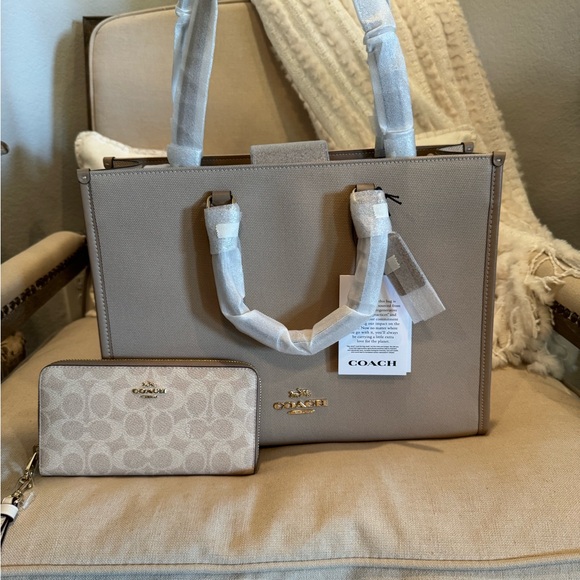 Coach Light Brown Tote and Wallet Set